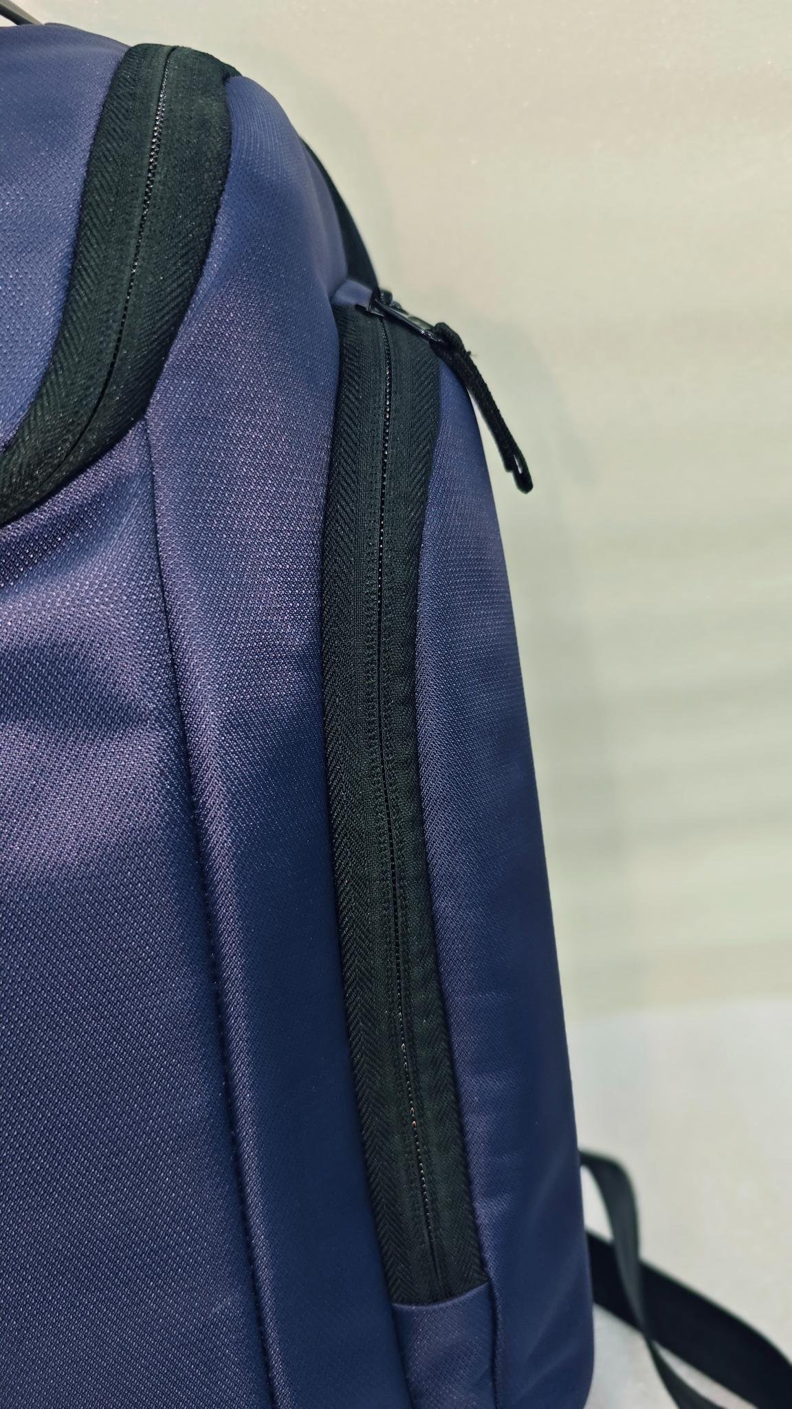 backpack_800x800_under_100kb